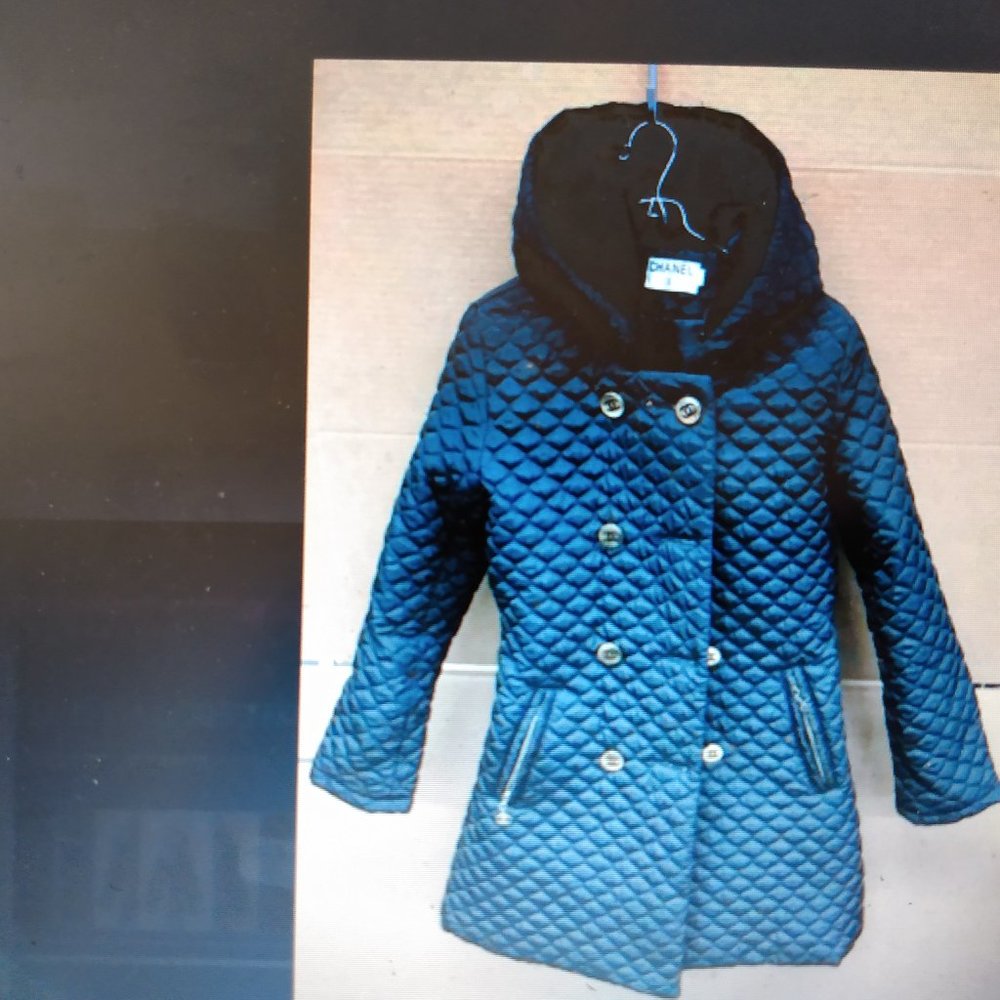 Authentic Chanel Black Quilted Hooded Jacket SzXL